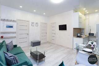 Апартаменты Glory Apartments Минск Апартаменты с балконом-13