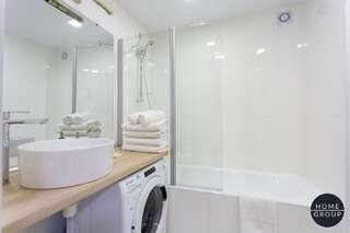 Апартаменты Glory Apartments Минск Апартаменты с балконом-24